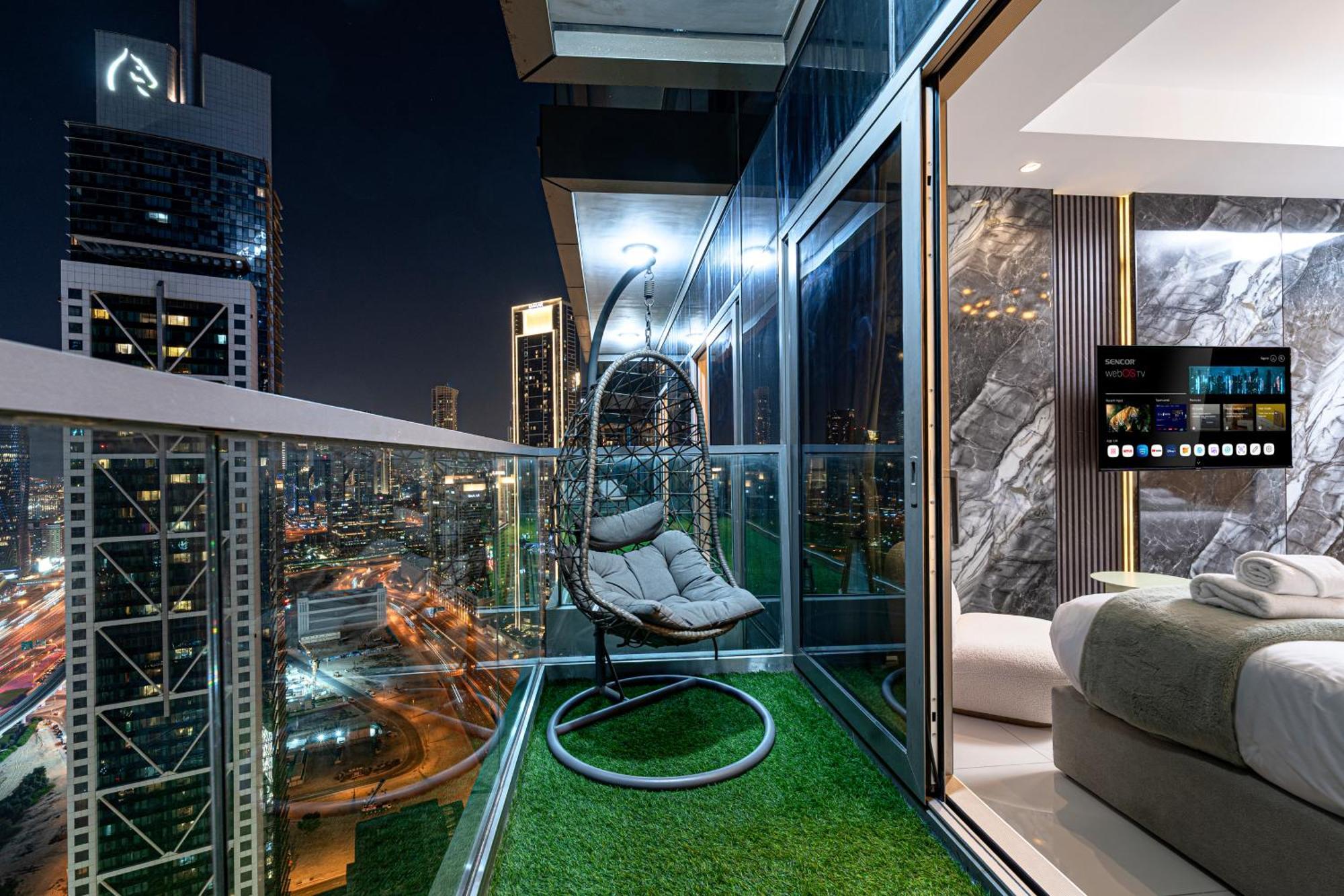 Highest Infinity Pool In Downtown Dubai Apartment Luaran gambar